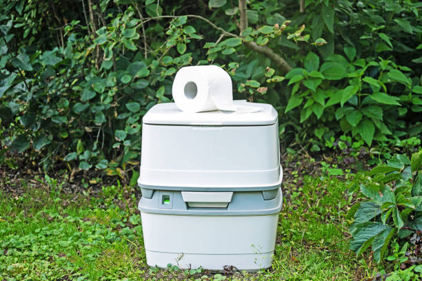 Best Luxury portable toilet rental  in Taft Mosswood, CA