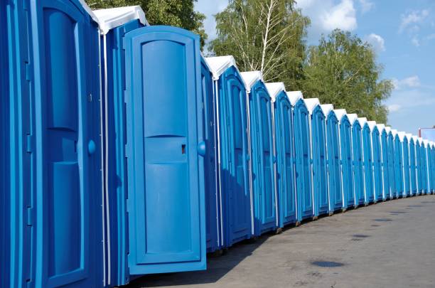 Professional porta potty rental in Taft Mosswood, CA